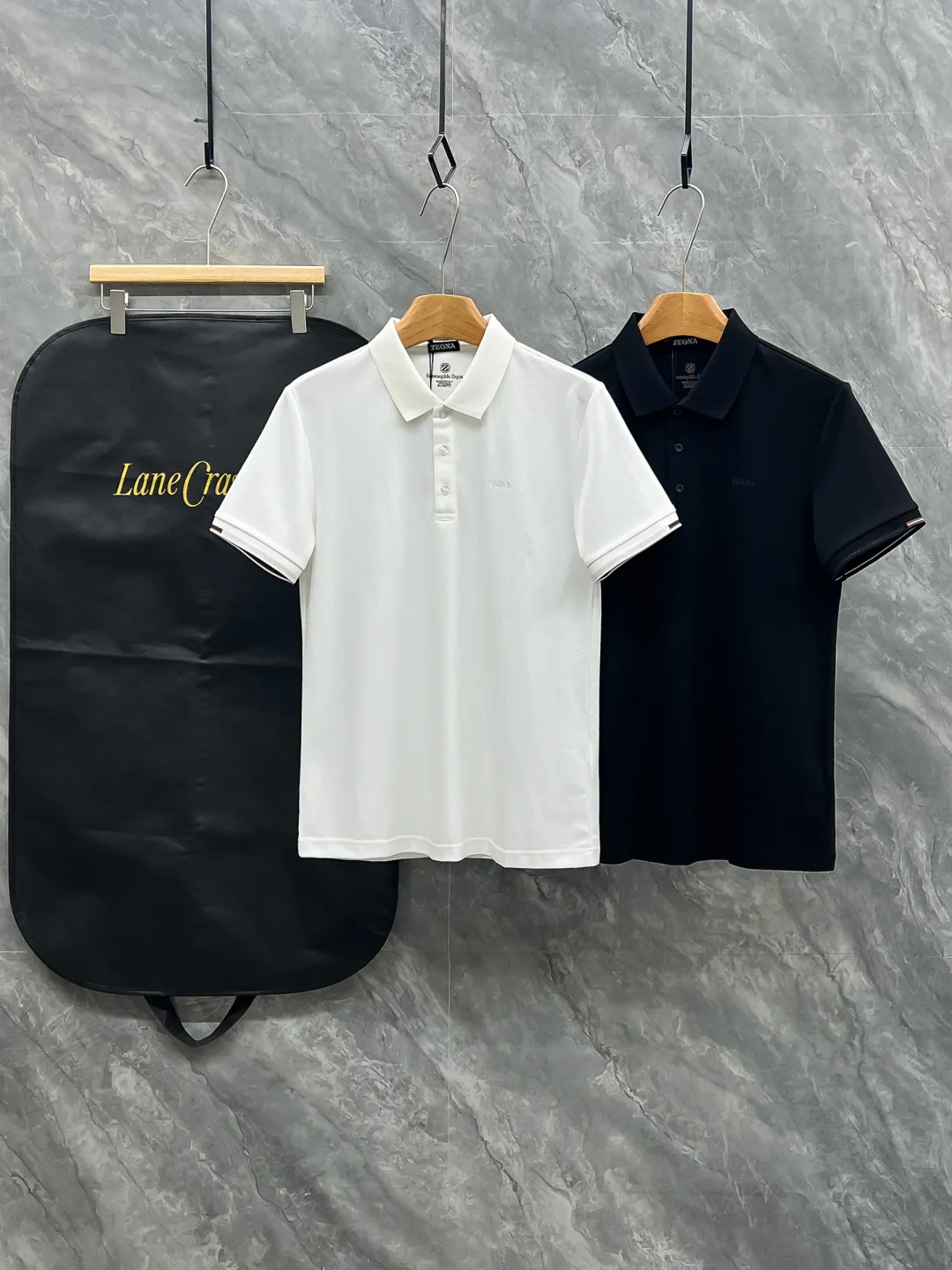 Z 2026ss New Arrival Classic logo Polo ！Classic ，Premium ！ ， ，Quality / ， ！ 100% ， ，Breathable ， ！ Classic LOGO ， ，LOGO ， ， Classic ！ ， ， LOW ， Versatile Polo ！ ：Black White Size：M-3xl